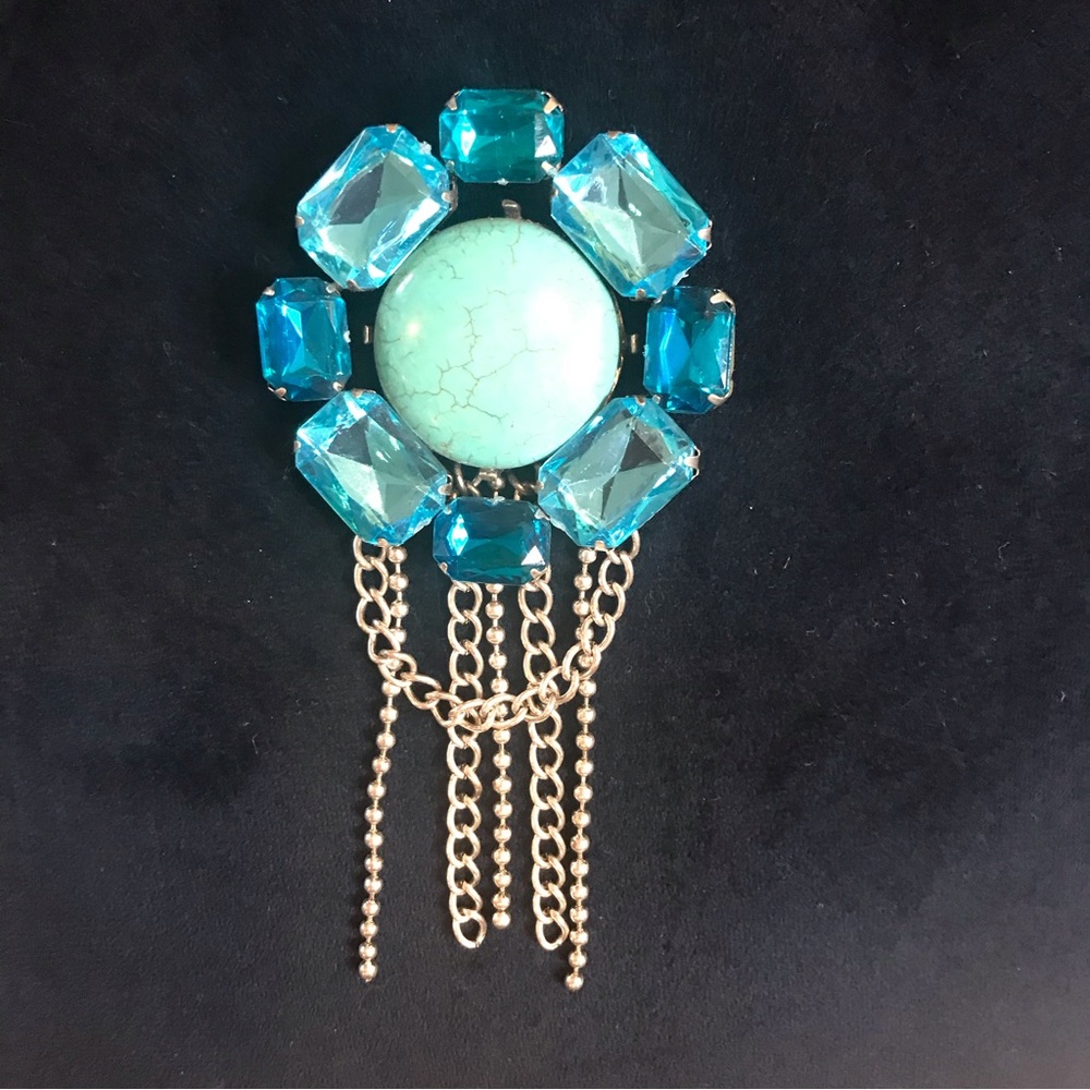 VINTAGE Faux Turquoise Brooch, Aqua Stones with Silver-Tone Edgy Chain Details